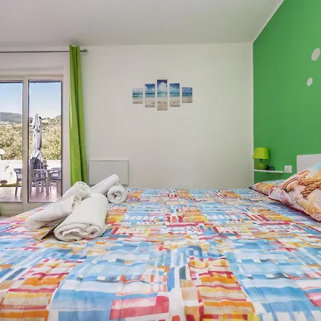 Mare Natura Homestay